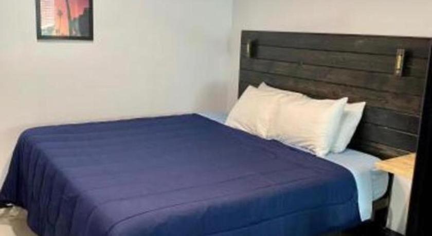 Balboa Park Downtown Little Italy Hotel 3*