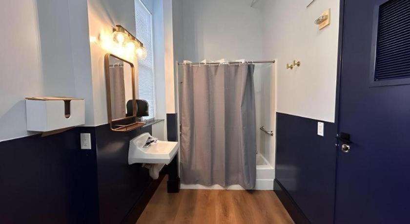 Balboa Park Downtown Little Italy Hotel 3*