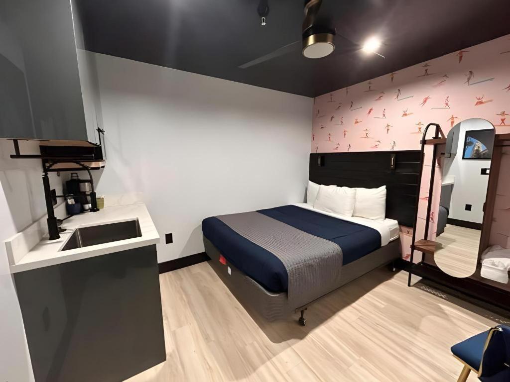 Balboa Park Downtown Little Italy 3*